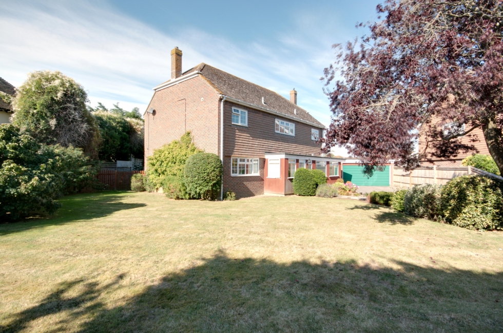 Property for Sale, West Wittering 9 Elms Way Baileys Estate Agent